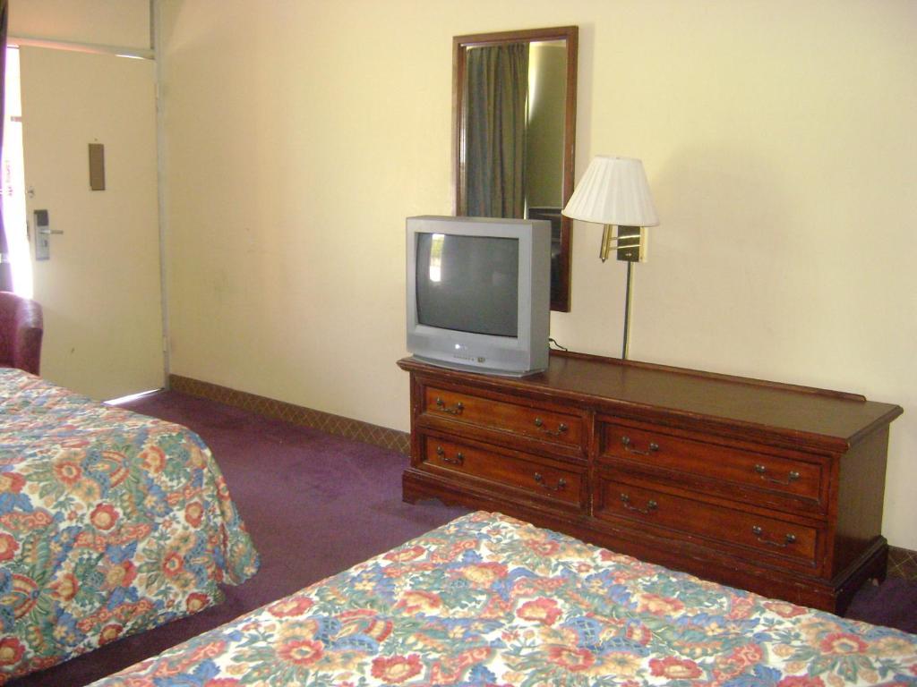 Knights Inn Gastonia Oda fotoğraf